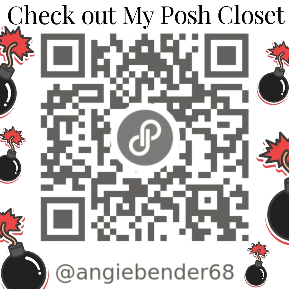 Hi! Thank you for stopping by!! Please feel free to browse my closet!
